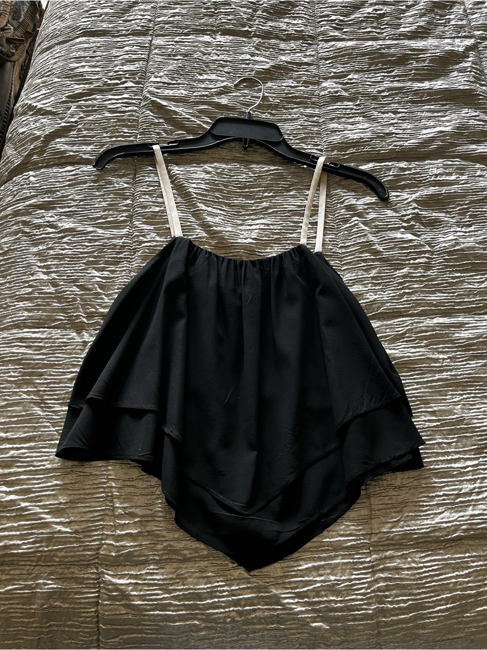 Alice + Olivia Black Layered Cami with Cream Spaghetti Straps (s)